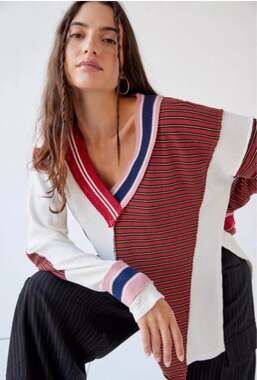 Urban Outfitters BDG Frazer Spliced Slouchy Sweater - size XS